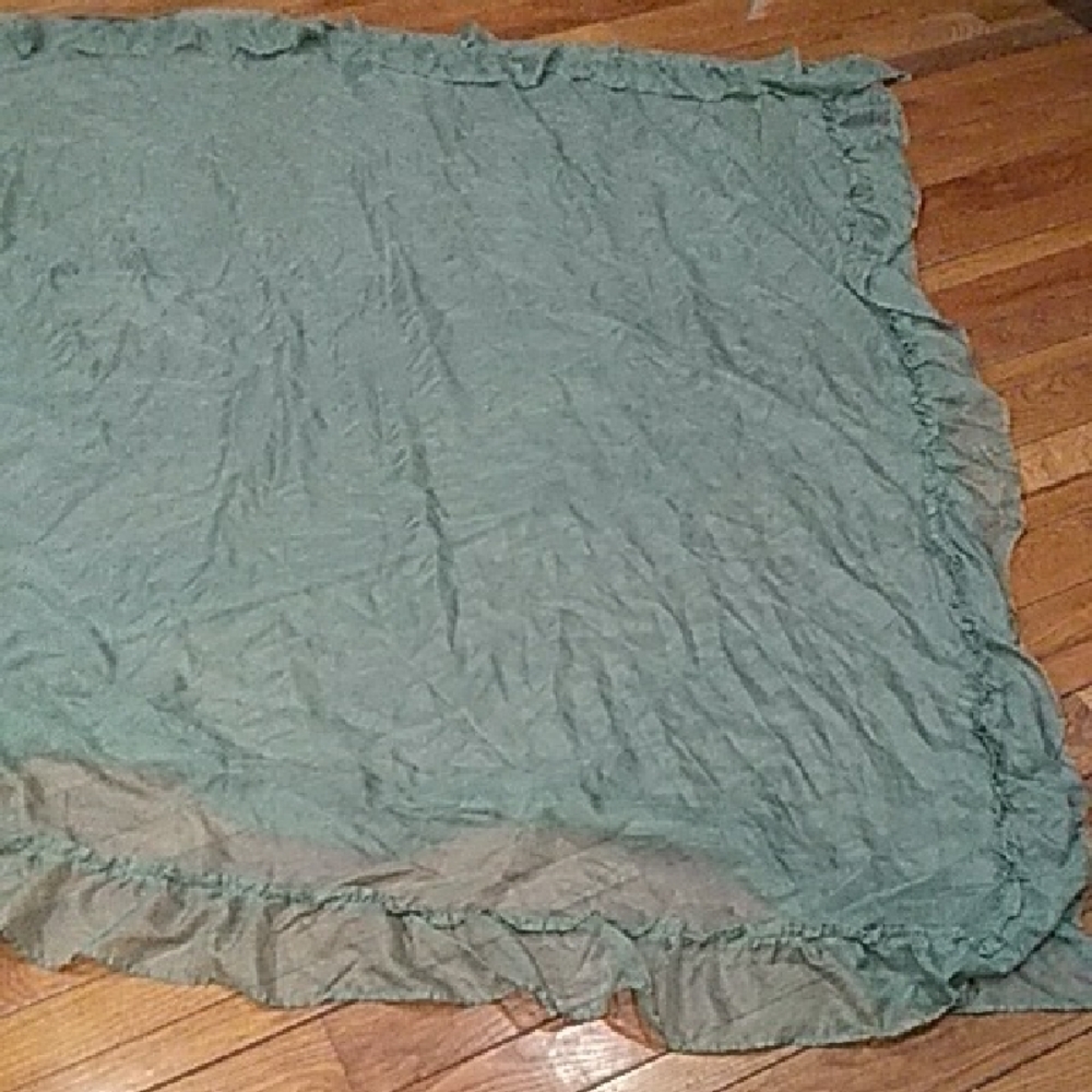 Green Polyester Curtains.